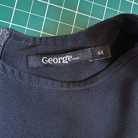 GEORGE | size 6 | Navy School Uniform Dress | Zip Back | Girl's Uniform Jumper - Picture 4 of 6